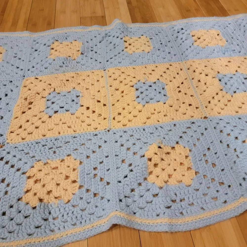 Vintage Granny Knitted Crochet Afghan Throw baby Blanket Handmade Pastel Color